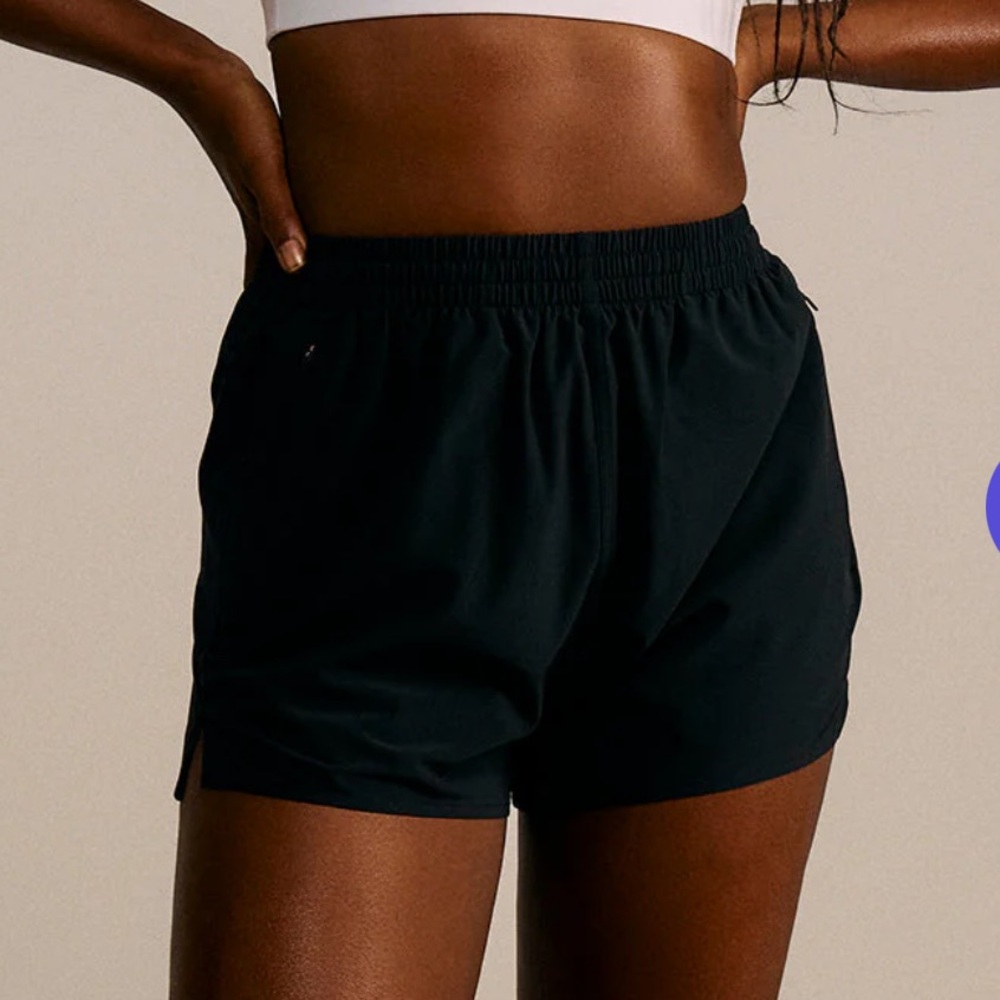 Outdoor Voices | Zephyr 3” Shorts | Black | L